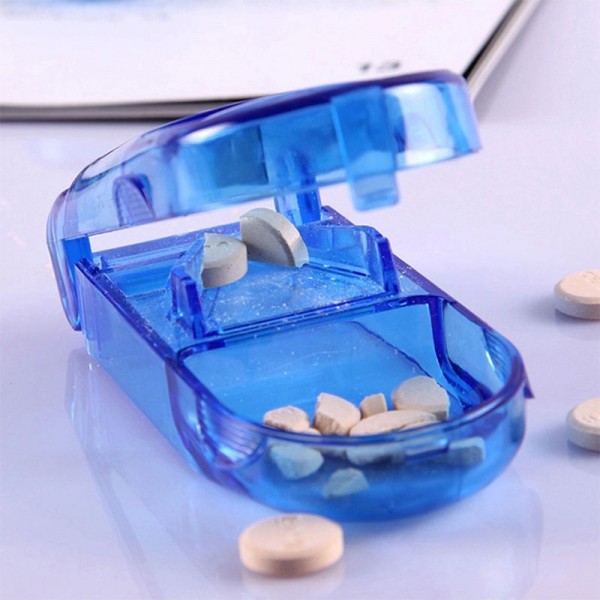 Medizin Box und Pillenschneider
